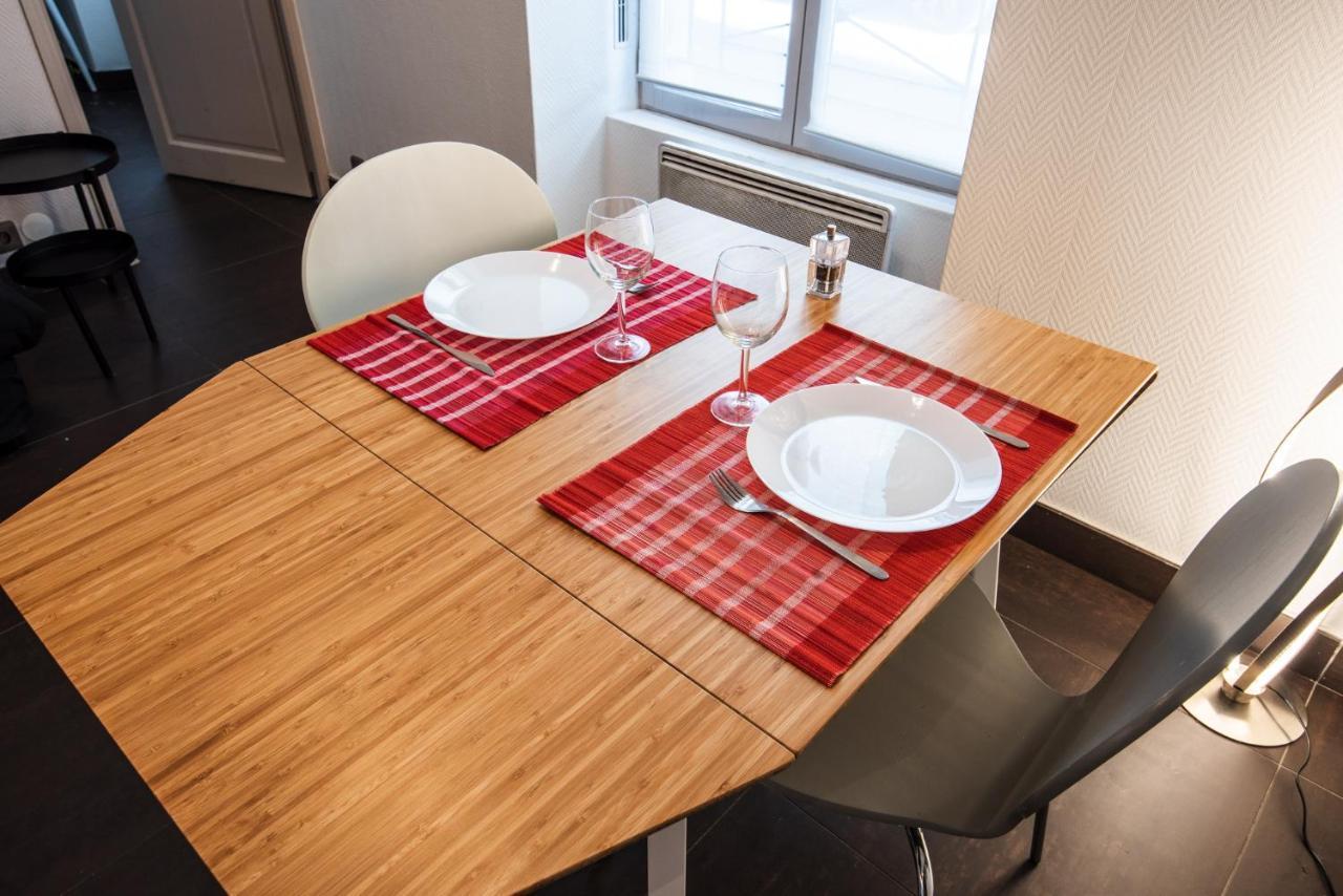 29 Saulnier Apartment Puteaux Luaran gambar