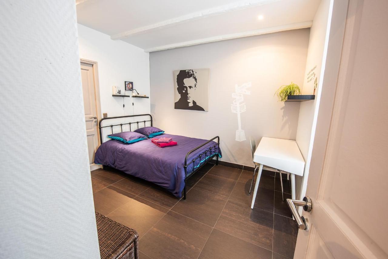 29 Saulnier Apartment Puteaux Luaran gambar
